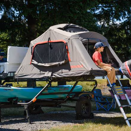 SkyRise HD Tent: 3-Person 4-Season