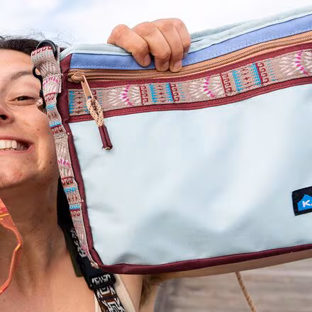 Kachemak Keeper Cross Body Bag