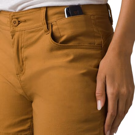 Halle II 5in Short - Women's