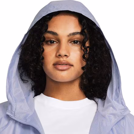 Rival Sport Windbreaker - Women's