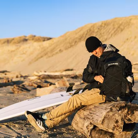 Mission Surf Dlx Wet/Dry 40L Backpack