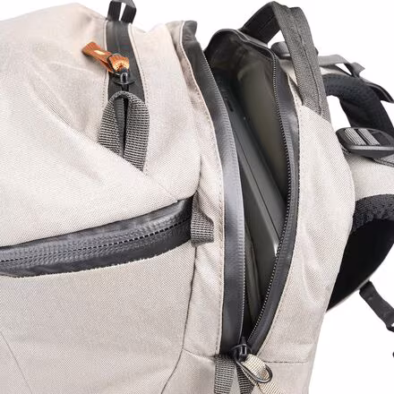 Catalyst 26 Backpack
