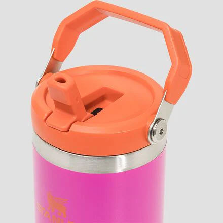 IceFlow Flip Straw 30oz Tumbler