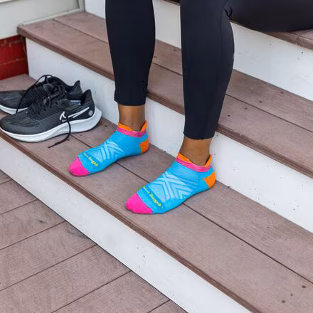 Run No-Show Tab Ultra-Lightweight Cushion Sock - Women's