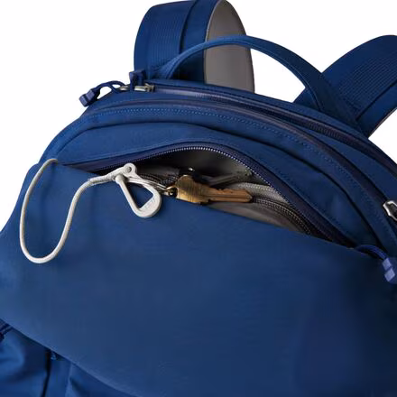 Crossroads 27L Backpack