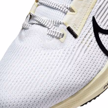 Air Zoom Pegasus 40 Running Shoe - Women's