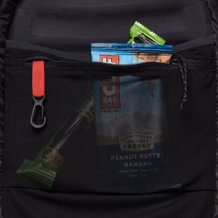 Distance 8L Backpack
