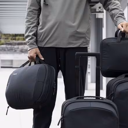 Thule Subterra Hybrid Travel Bag