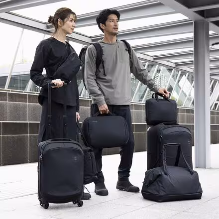 Thule Subterra Hybrid Travel Bag