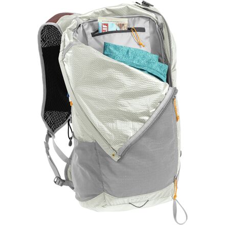 Octane 16L With Fusion 2L Hydration Pack