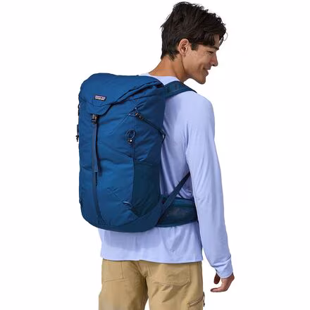 Terravia 28L Backpack