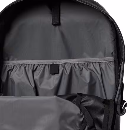 Generator 20L Backpack
