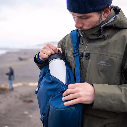 Crossroads 22L Backpack