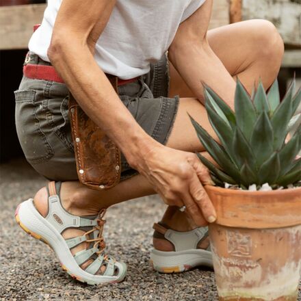 Astoria West Sandal - Women's