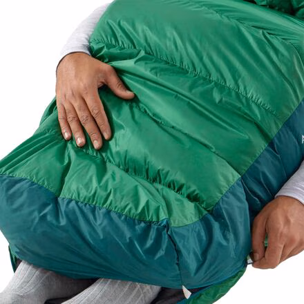 Ascent Sleeping Bag: 30F Down
