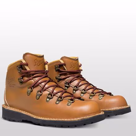 Mountain Pass Boot - Men's