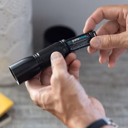 Lithium Ion Rechargeable AAA Batteries