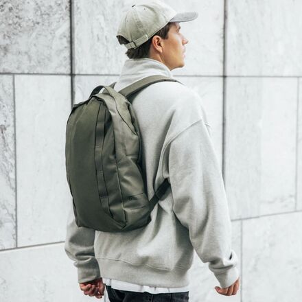 Skate Essential 15L Backpack