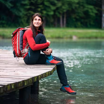 335 Circe Low GTX Hiking Shoe - Women's