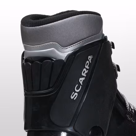 Inverno Mountaineering Boot