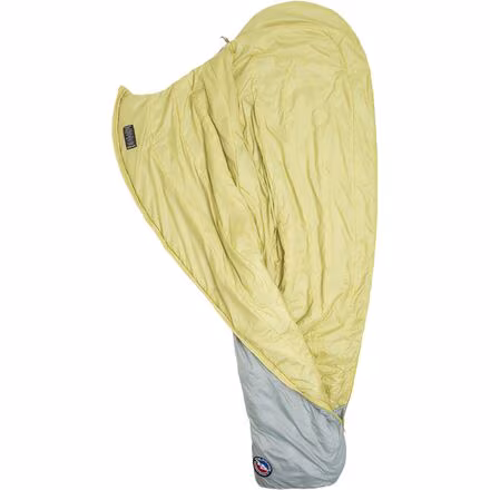 V Notch UL Sleeping Bag: 40F Synthetic
