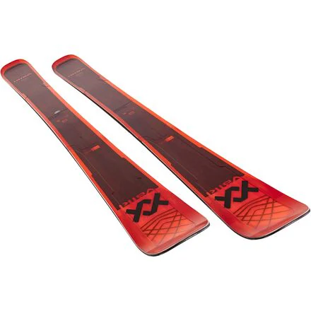 M6 Mantra Ski - 2024
