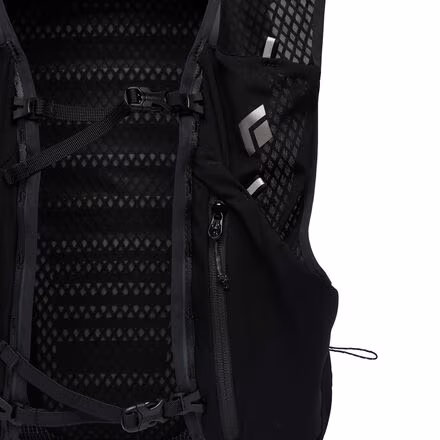 Distance 8L Backpack