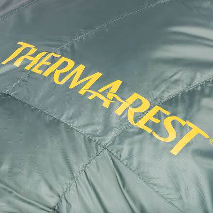 Questar Sleeping Bag: 20F Down