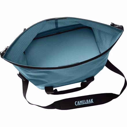 Chillbak Cube 18L Cooler + Fusion 3L Group Reservoir