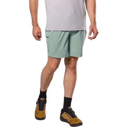 Canyon Active 8in Short - Men's