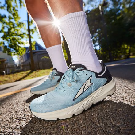 Provision 7 Running Shoe - Men's