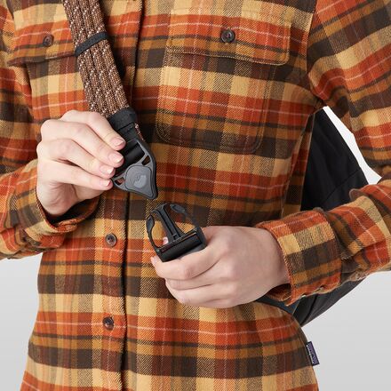 Paxton Sling Pack - Women's