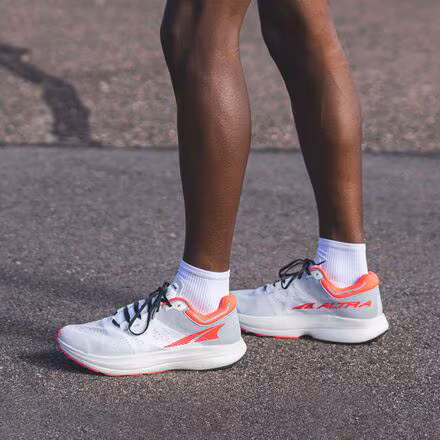 Vanish Tempo Running Shoe - Women's