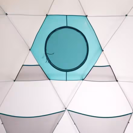 Stronghold Tent: 10-Person 4-Season