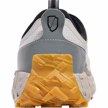 003 Shoe - Men's