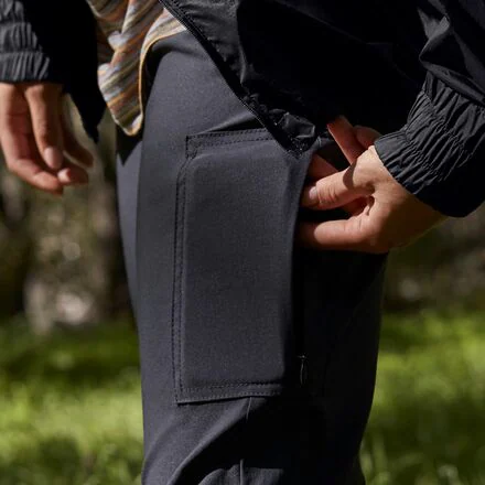 Halle II Jogger - Women's