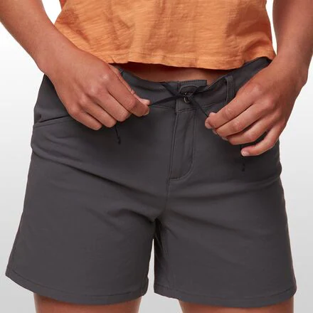 Quandary 5in Short - Women's
