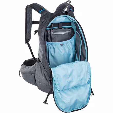Trail Pro 26L Protector Backpack