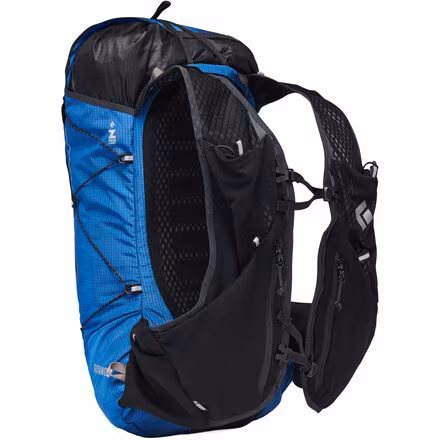 Distance 22L Backpack