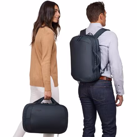 Thule Subterra Hybrid Travel Bag