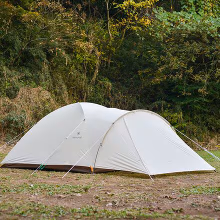 Amenity Dome Tent: 4-Person 3-Season