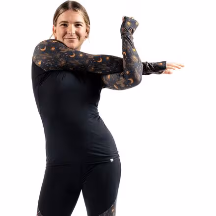 Evie Raglan LITE Top - Women's