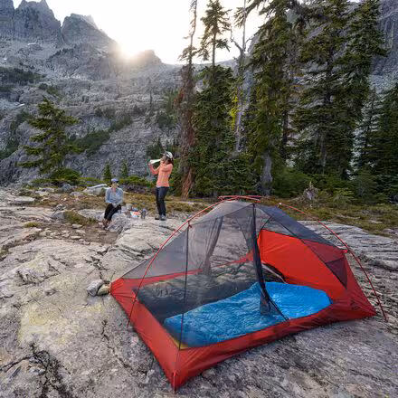 FreeLite 3 Tent: 3-Person 3-Season