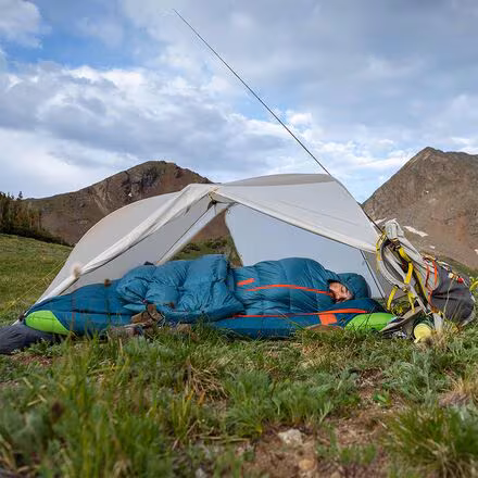 Lost Ranger 3N1 Sleeping Bag: 0F Down