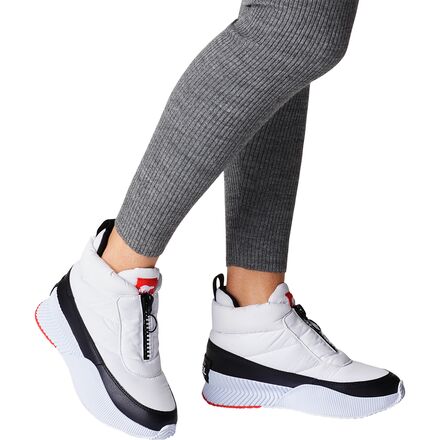 Out N About III Puffy Zip Shoe - Women's
