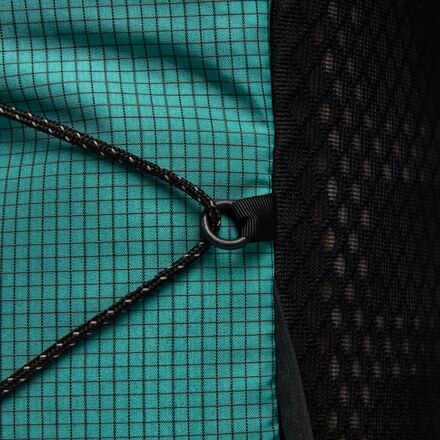 Distance 8L Backpack - Women's