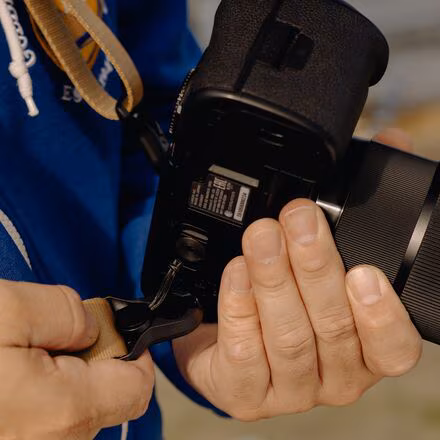 SlideLITE Mirrorless Camera Strap