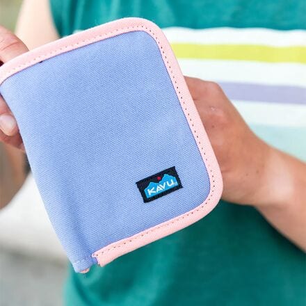 Zippy Wallet - Women's