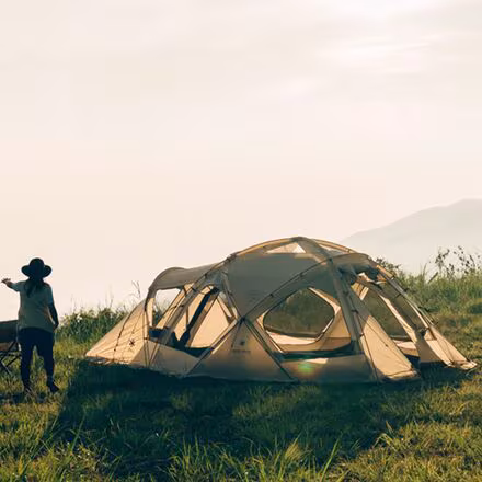 Dock Dome Pro. 6 Tent: 6-Person 3-Season