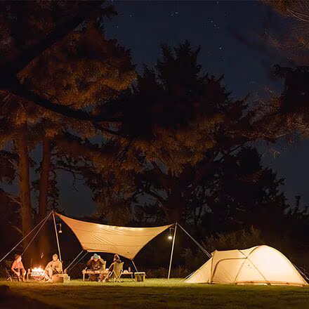 Amenity Dome Tent: 4-Person 3-Season